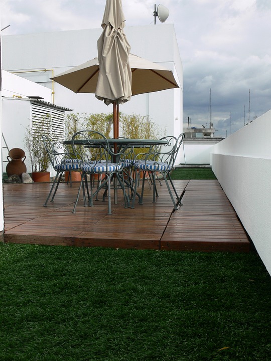 Deck With Dining Set